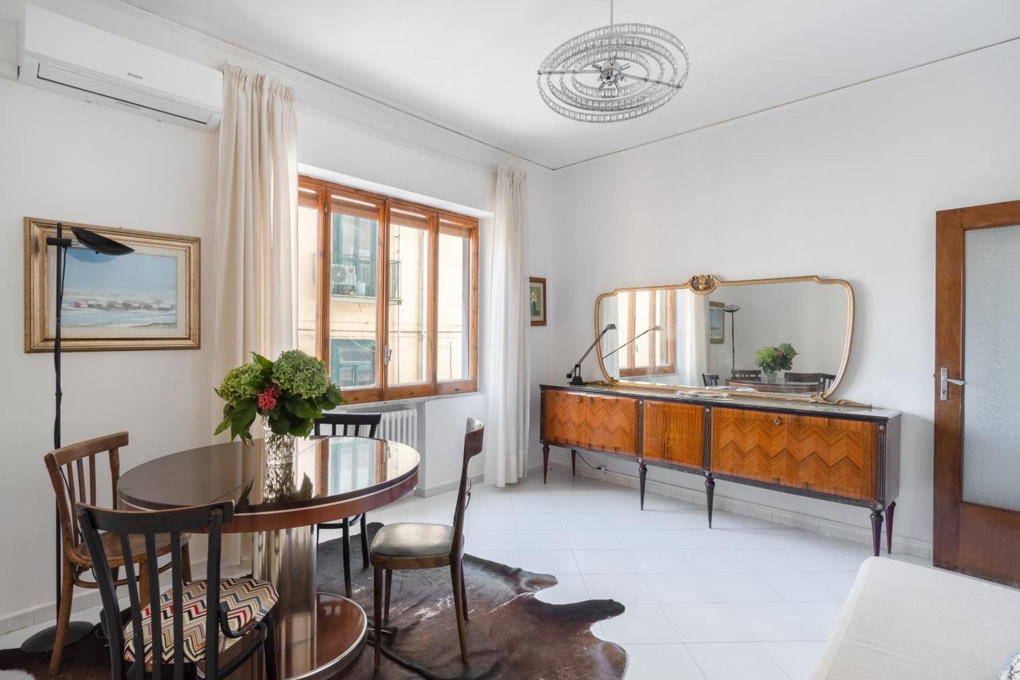 Casa Vacanza Angelina Via Mercanti Centro Storico サレルノ エクステリア 写真