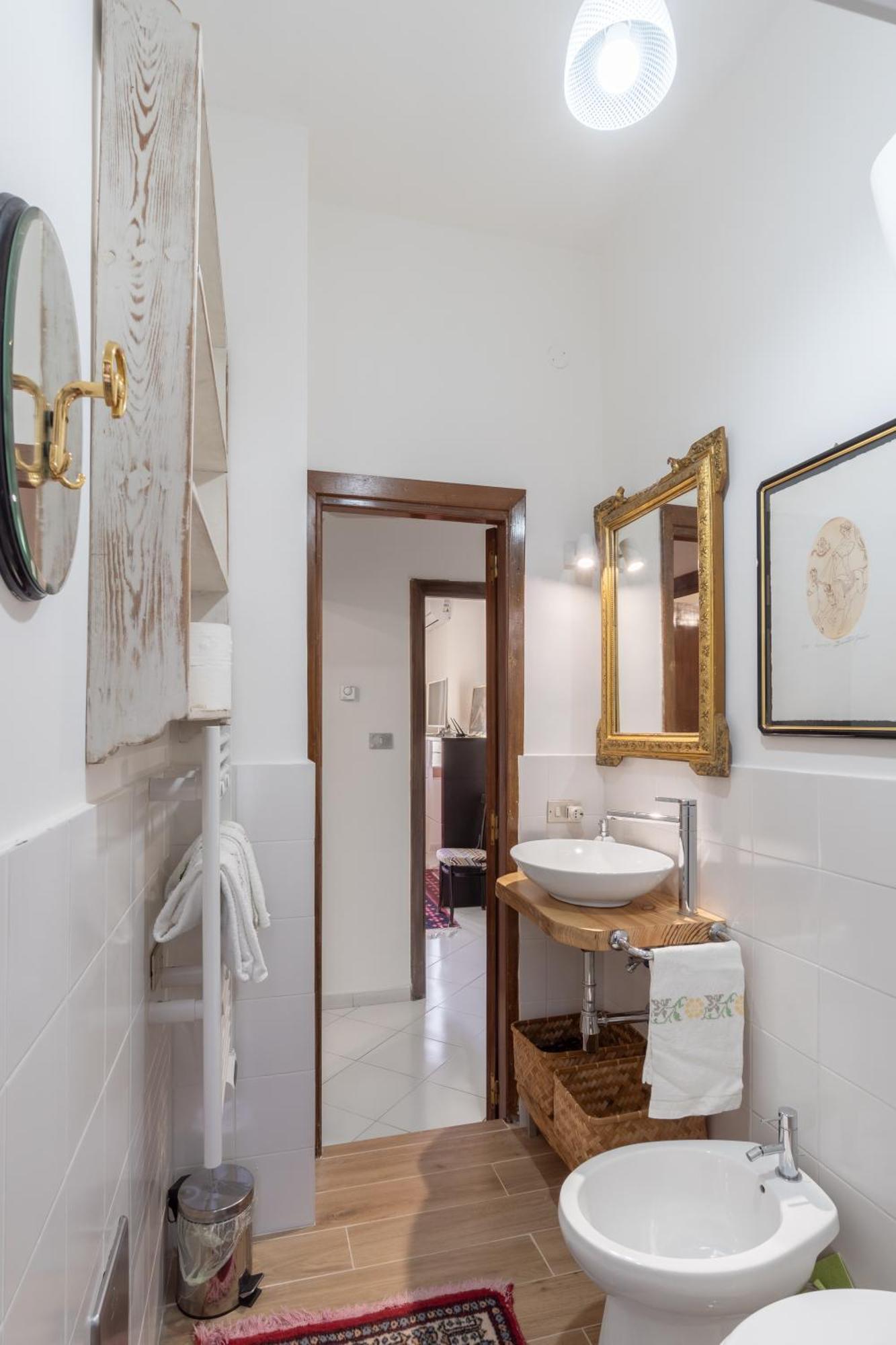 Casa Vacanza Angelina Via Mercanti Centro Storico サレルノ エクステリア 写真
